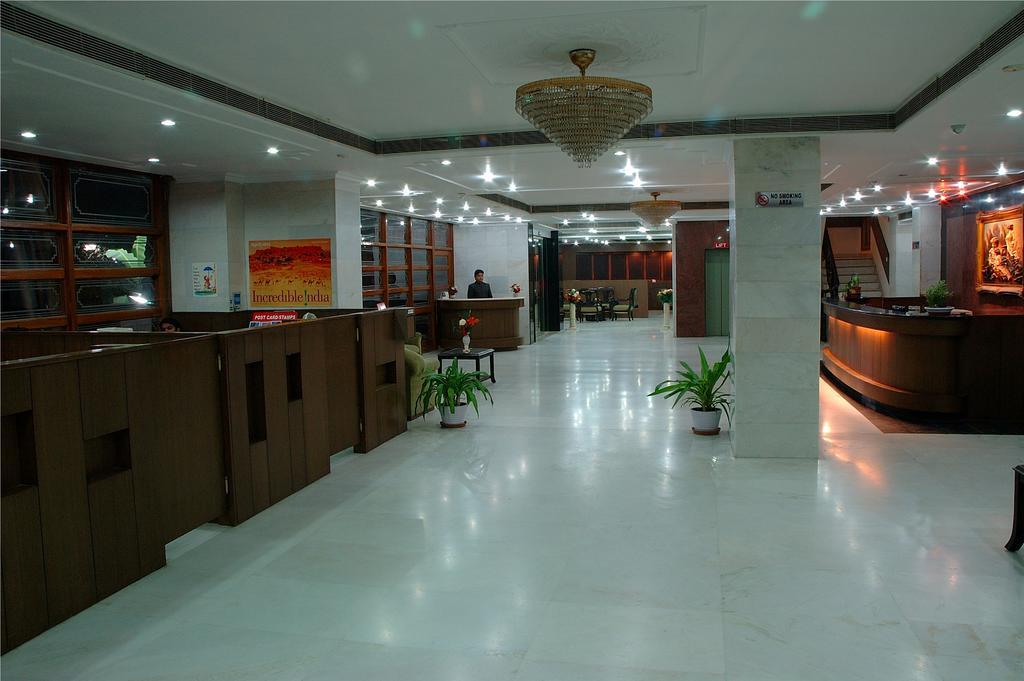 Hotel Regent Continental Delhi  Exterior photo